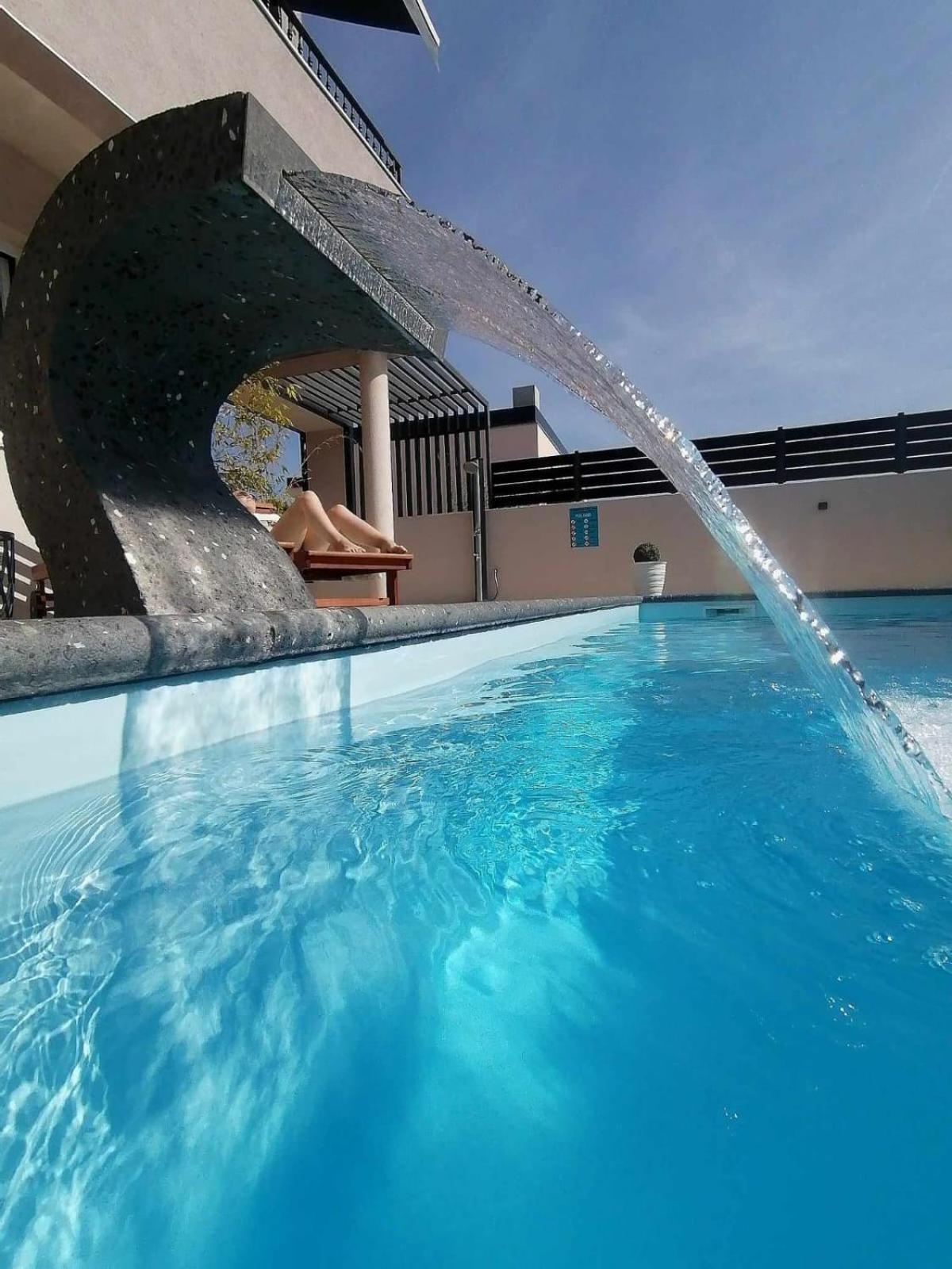 Holiday&Suite Klanac Вир Екстер'єр фото