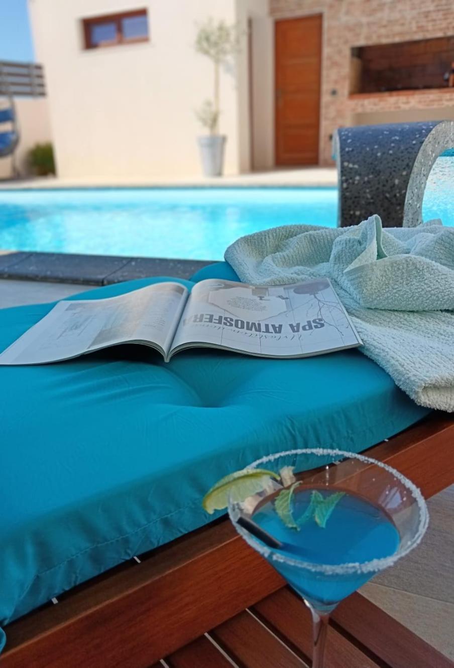Holiday&Suite Klanac Вир Екстер'єр фото