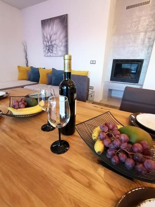 Holiday&Suite Klanac Вир Екстер'єр фото