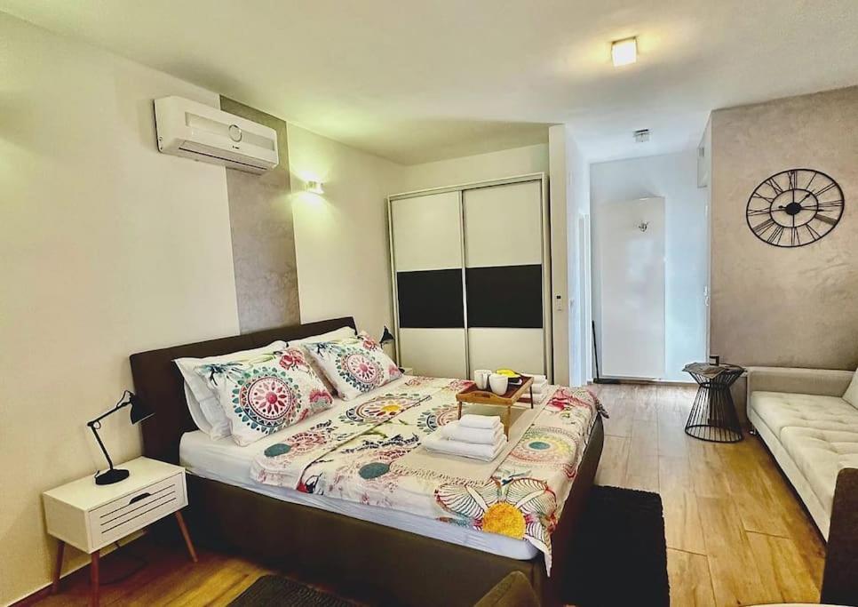 Holiday&Suite Klanac Вир Екстер'єр фото
